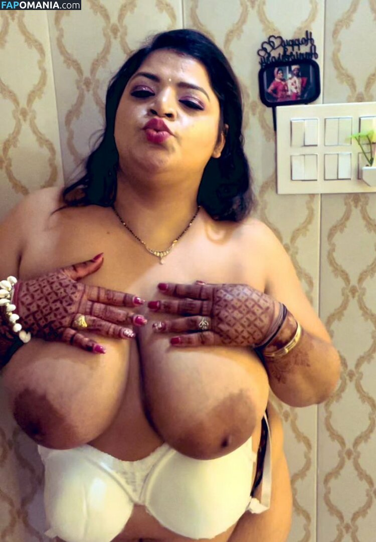 Chandrika Desai / Chandrika Passionica Nackt OnlyFans  Geleaktes Foto #1163