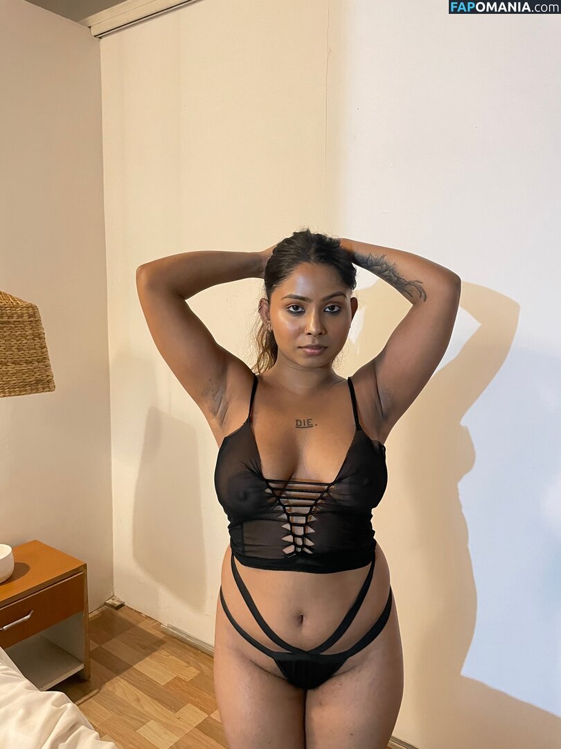 Chandrika Desai / Chandrika Passionica Nackt OnlyFans  Geleaktes Foto #1196