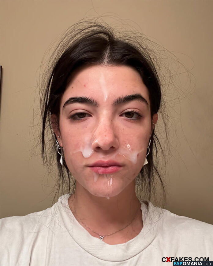 Charli D'Amelio / Charli Damelio / charlidamelio / charliesdamelio Nackt OnlyFans  Geleaktes Foto #49