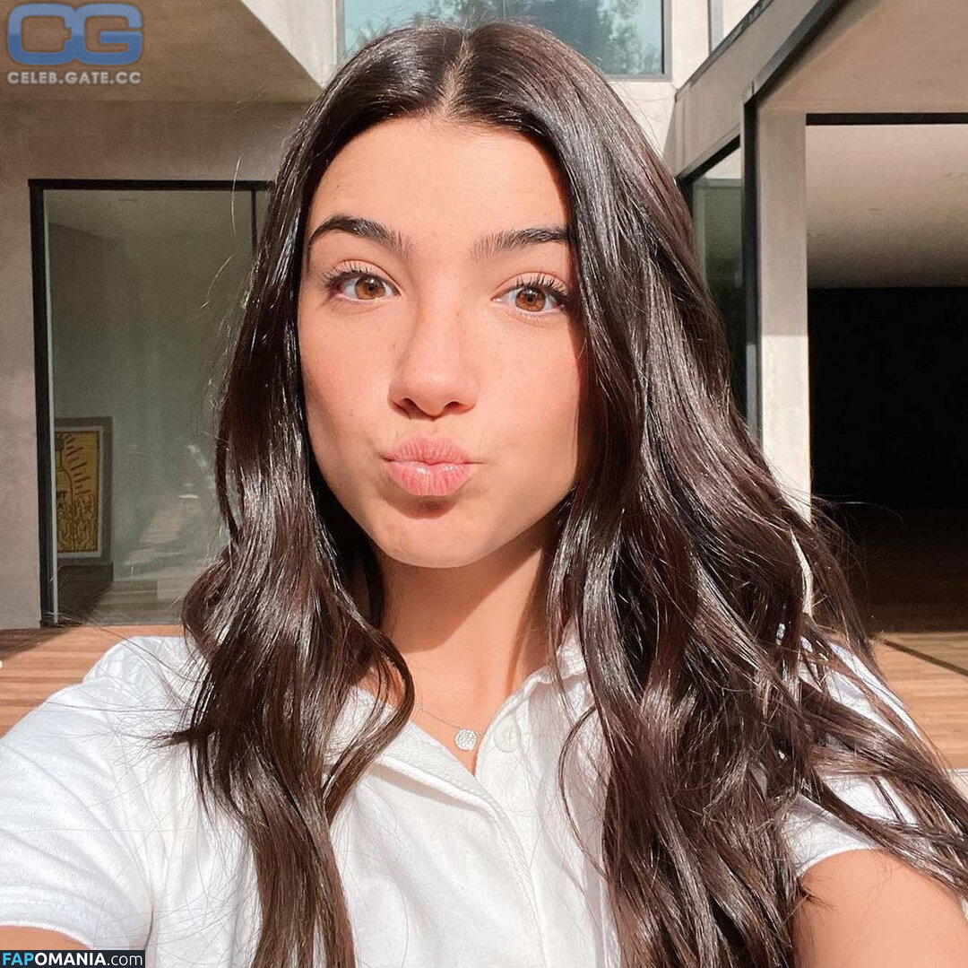 Charli D'Amelio / Charli Damelio / charlidamelio / charliesdamelio Nackt OnlyFans  Geleaktes Foto #1557