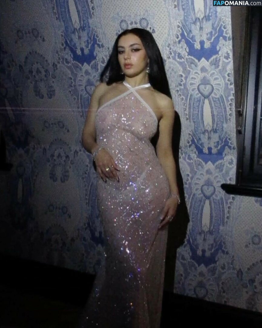 Charli XCX / charli_xcx / charlignarly / charlixcx / https: Nackt OnlyFans  Geleaktes Foto #129