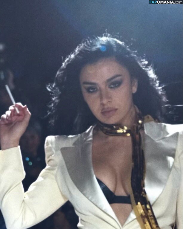 Charli XCX / charli_xcx / charlignarly / charlixcx / https: Nackt OnlyFans  Geleaktes Foto #1268