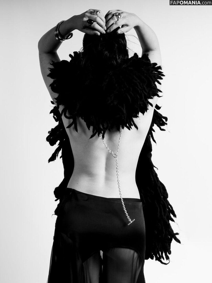 Charli XCX / charli_xcx / charlignarly / charlixcx / https: Nackt OnlyFans  Geleaktes Foto #1271