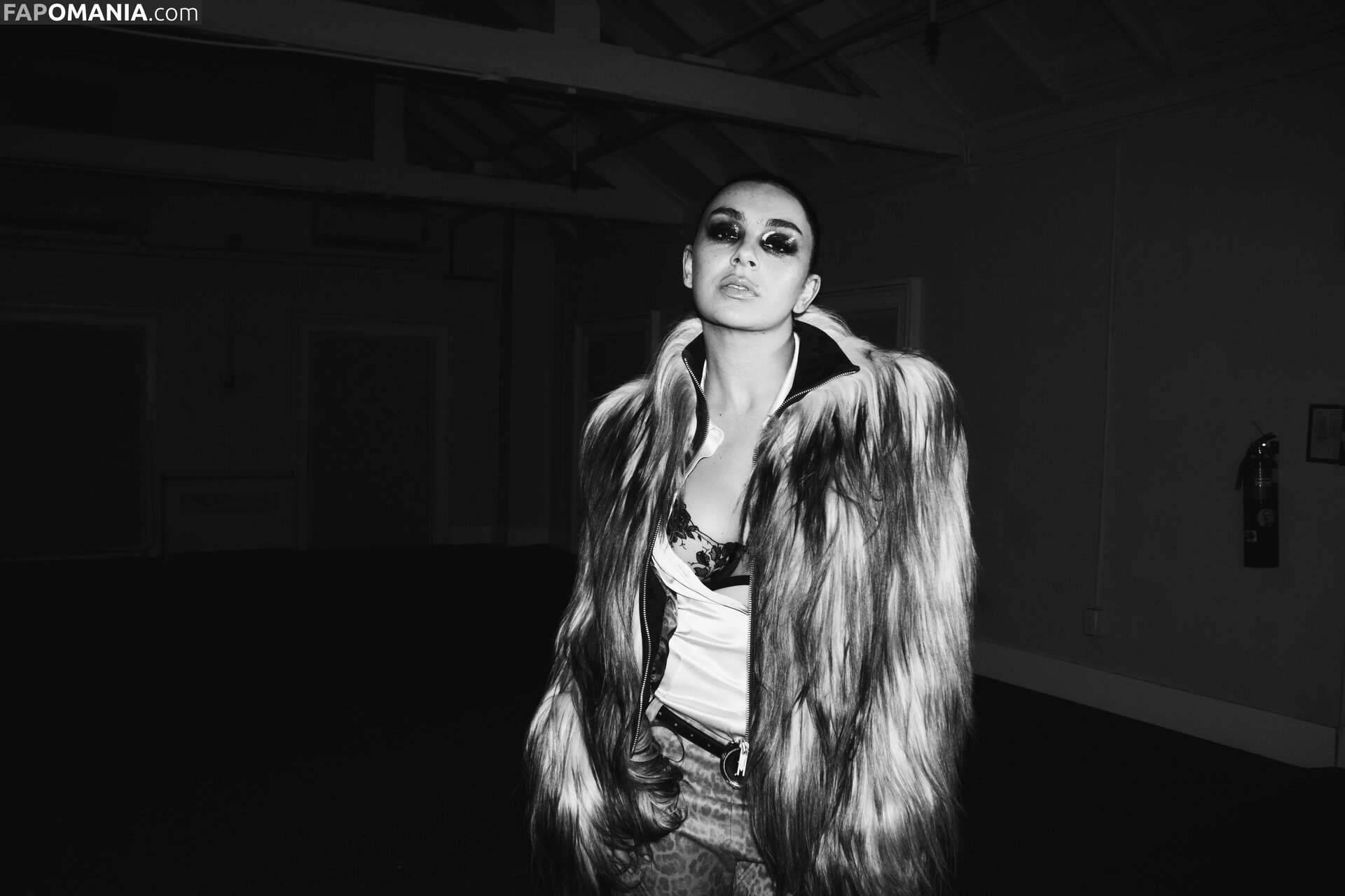 Charli XCX / charli_xcx / charlignarly / charlixcx / https: Nackt OnlyFans  Geleaktes Foto #1281