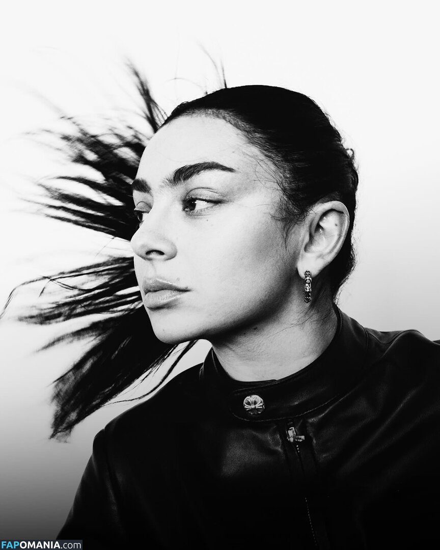 Charli XCX / charli_xcx / charlignarly / charlixcx / https: Nackt OnlyFans  Geleaktes Foto #1287