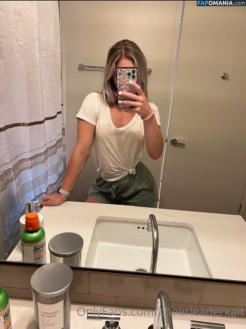 Cheerleader Kait / cheerleaderkait / cheerluvkaitlyn / fitkaitlynxoxo Nackt OnlyFans  Geleaktes Foto #1565