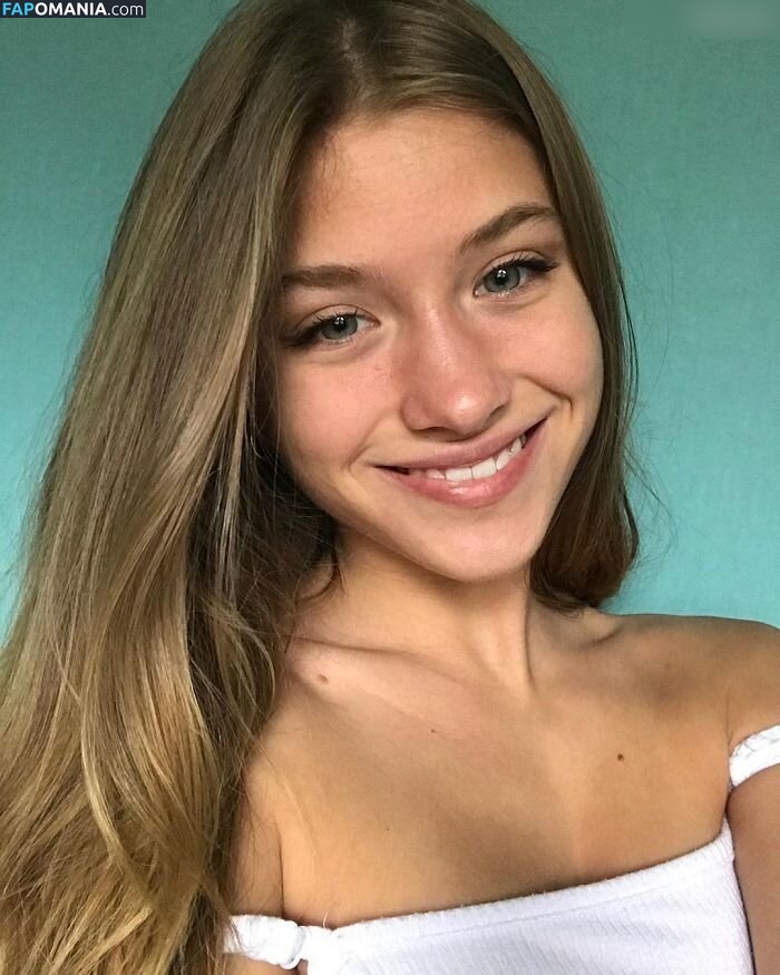 Cherie Lorraine / Cherry Albrecht / cherielorraine / solarrheart Nackt OnlyFans  Geleaktes Foto #43