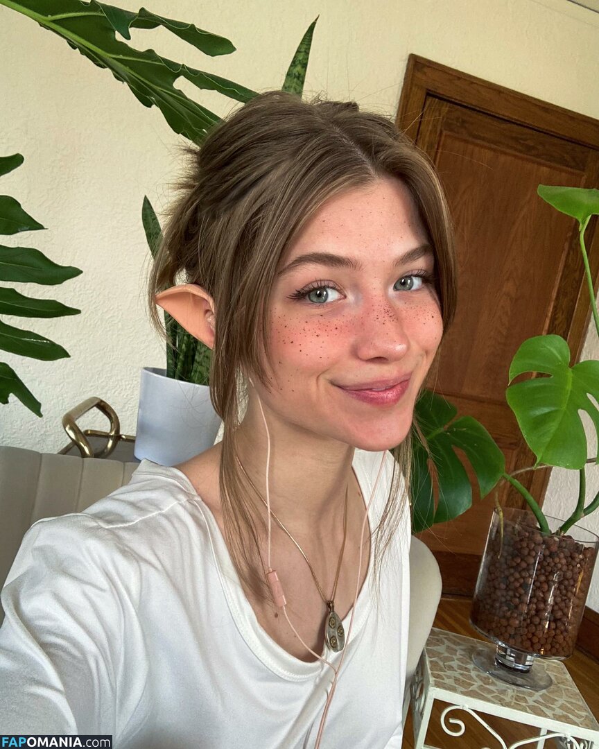 Cherie Lorraine / Cherry Albrecht / cherielorraine / solarrheart Nackt OnlyFans  Geleaktes Foto #58