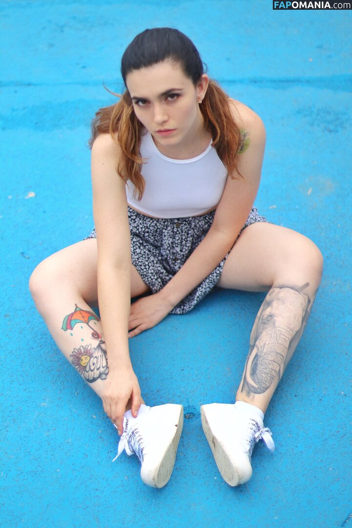 Caroloca Mejía / Helado de Vainilla / chika_bosque / https: / ideas_veg Nackt OnlyFans  Geleaktes Foto #1