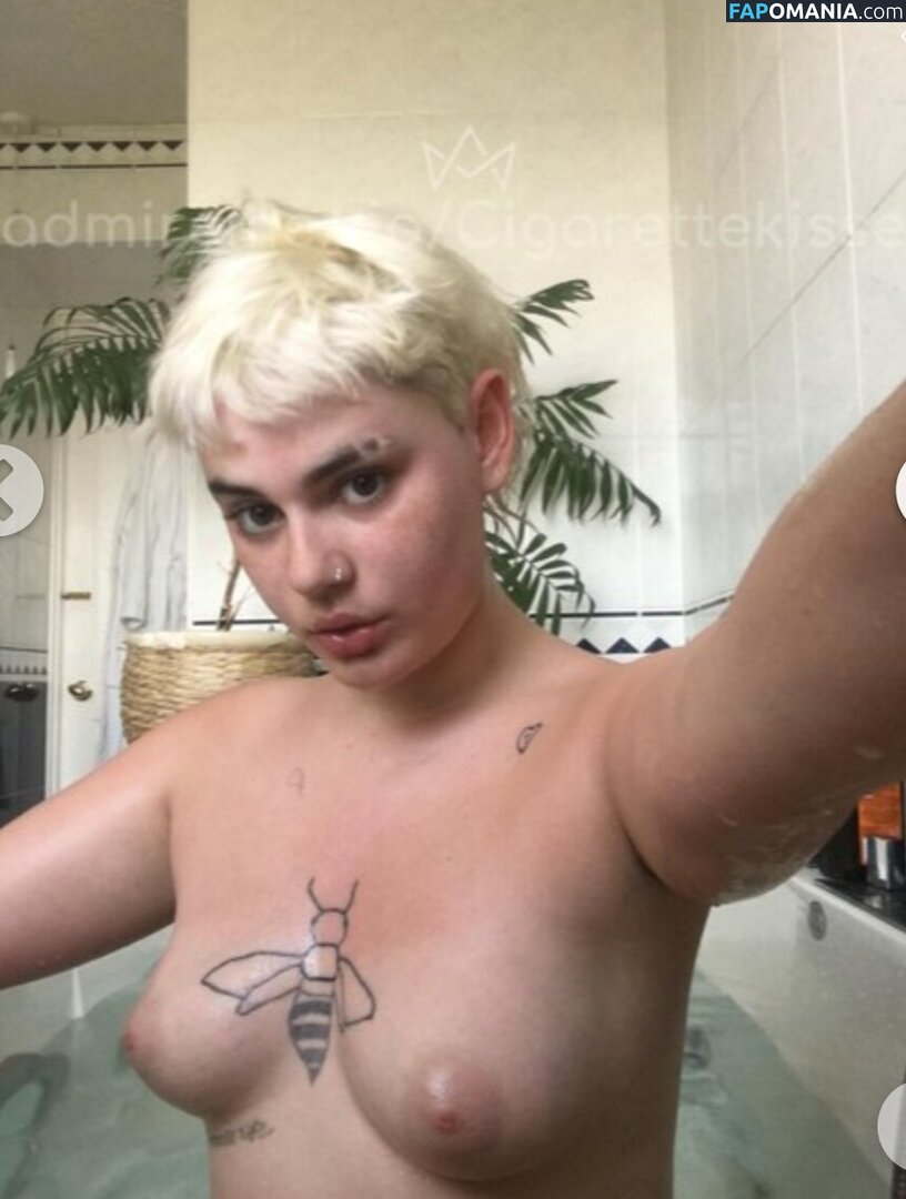 Sexlesspistols / cigarettekisses Nackt OnlyFans  Geleaktes Foto #1