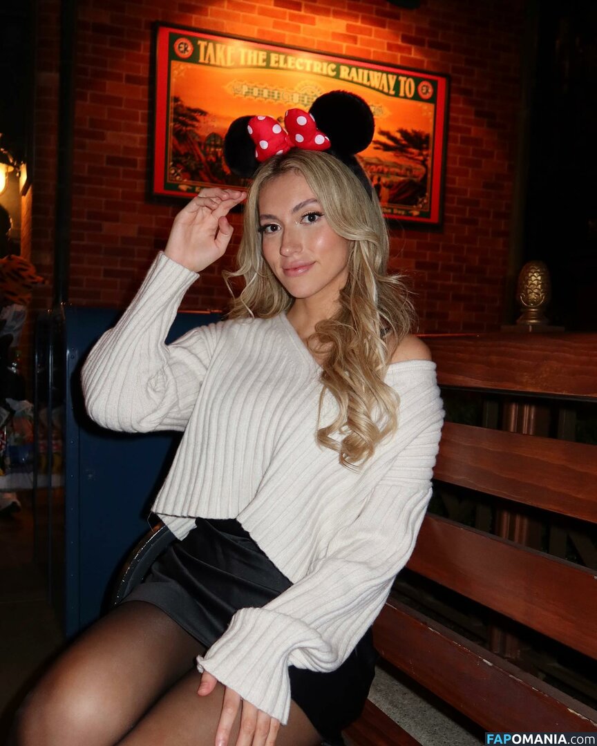 Clara Gomez / Claraatwork / claragomezz Nackt OnlyFans  Geleaktes Foto #12