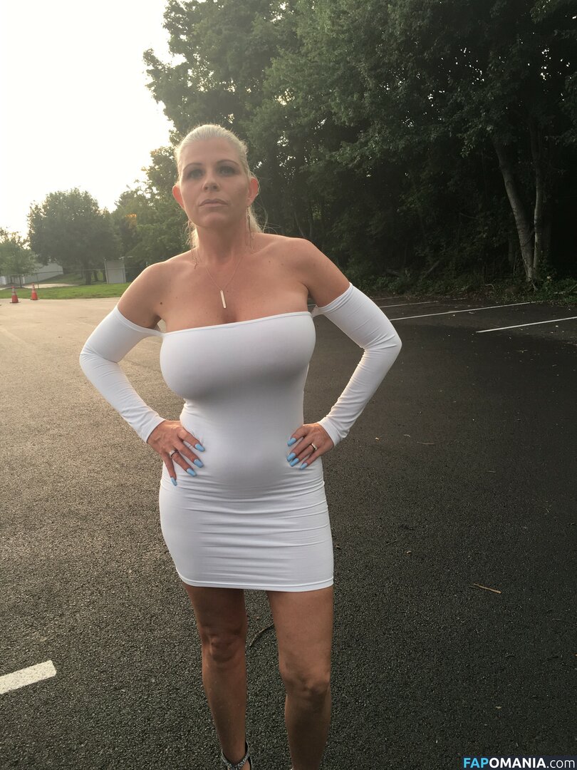 Claudette Monroe / MissMonroeXO / missmonroe Nackt OnlyFans  Geleaktes Foto #5