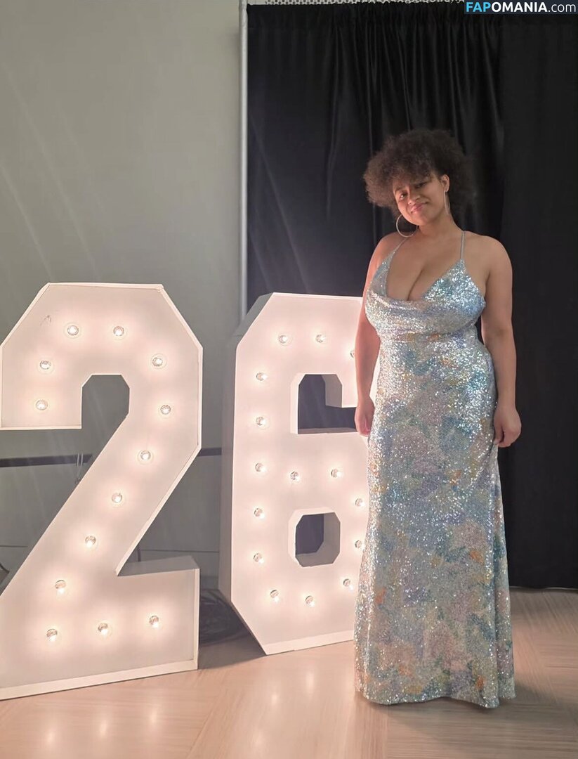 Dina / coco_ppop01 / cocopeepshow Nackt OnlyFans  Geleaktes Foto #1