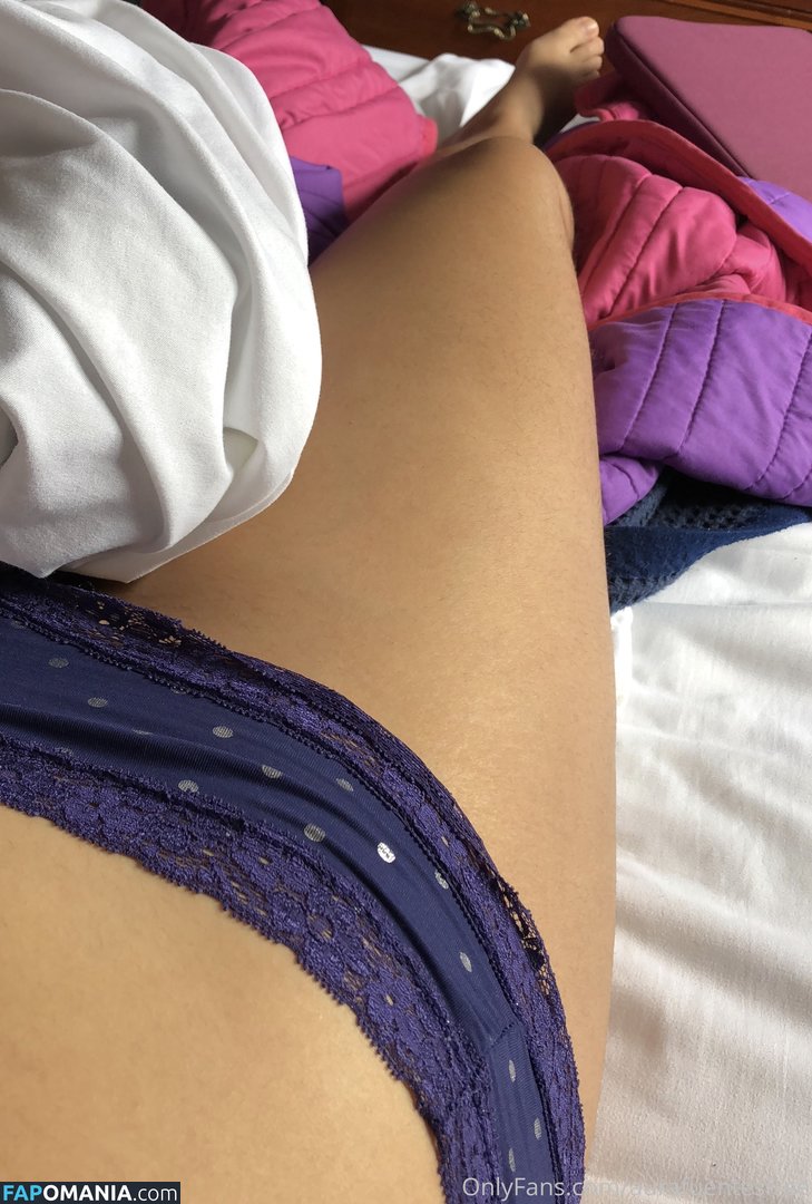 college_u / collegeaura Nackt OnlyFans  Geleaktes Foto #10