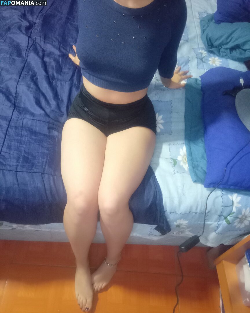 Cristina Scarlett / _Scar_Moon_ / _s_c_a_r_l_e_t_t._ / freescarlettdalton Nackt OnlyFans  Geleaktes Foto #2