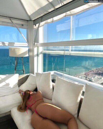 Curvesbygg Nackt OnlyFans  Geleaktes Foto #4