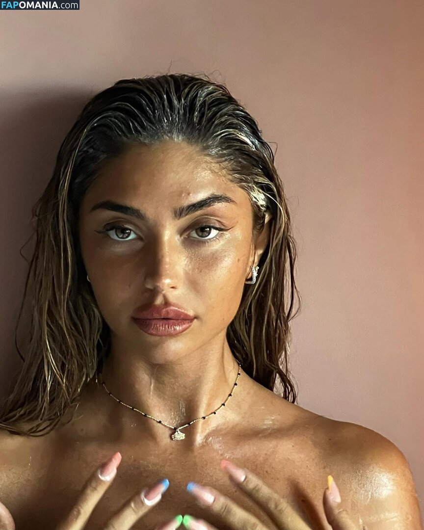 Cynthia Makhoul / cynthiaatvnco / https: / iam_thiaaa Nackt OnlyFans  Geleaktes Foto #6