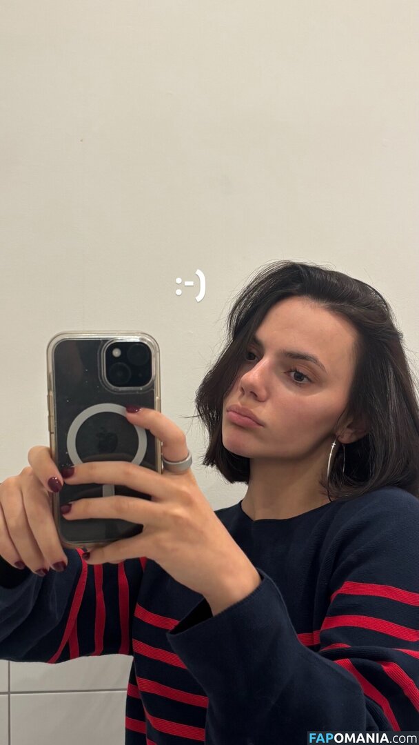 Dafne Keen / dafnefeetworld / dafnekeen Nackt OnlyFans  Geleaktes Foto #1