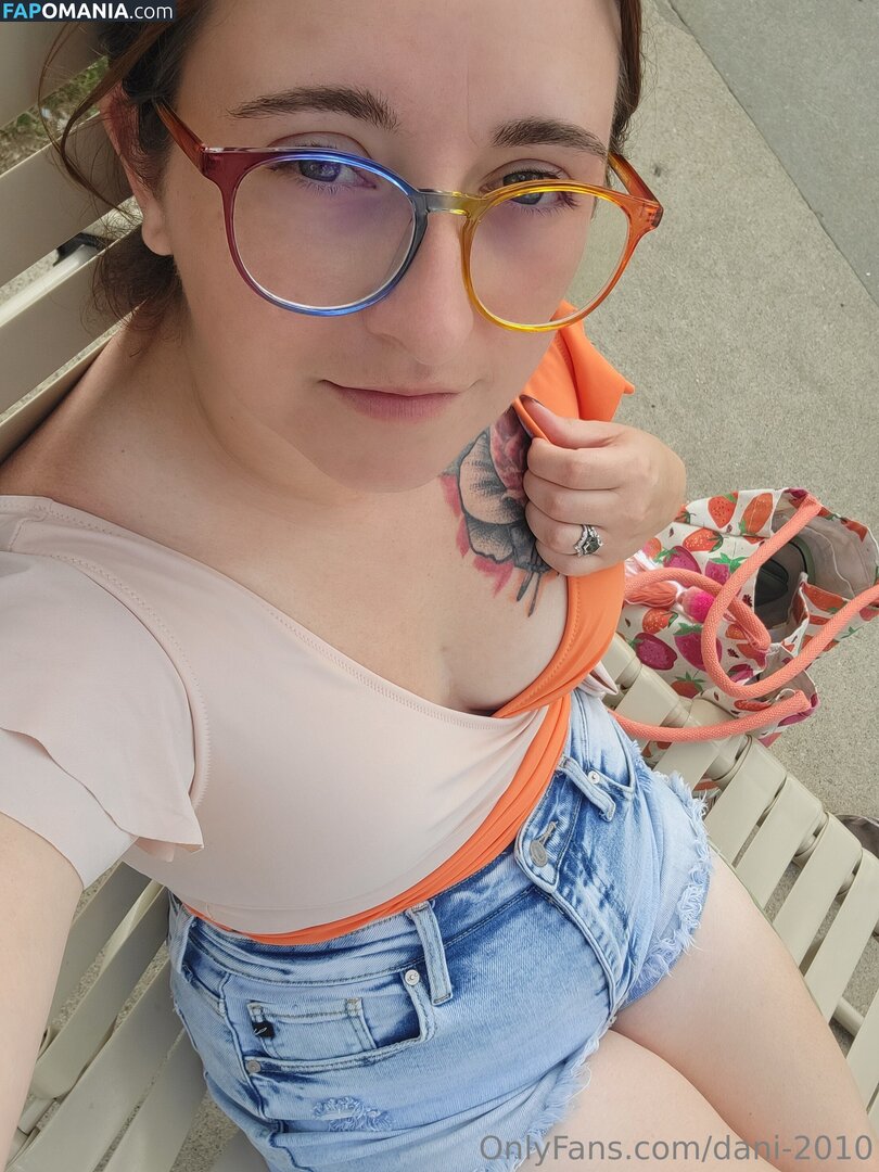 dani-2010 / dani_j2010 Nackt OnlyFans  Geleaktes Foto #1