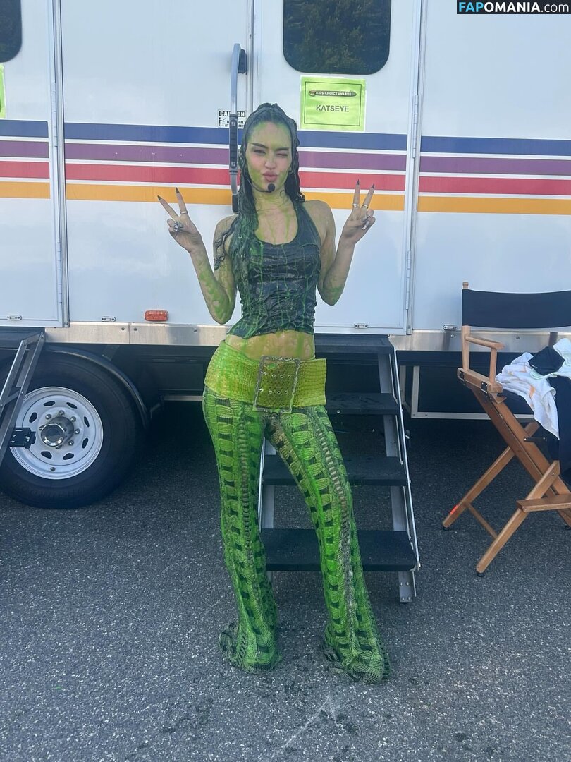 Daniela Avanzini / Katseye / daniela_avanzini / https: Nackt OnlyFans  Geleaktes Foto #2