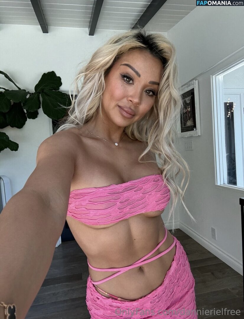 Dannie Riel Nackt OnlyFans  Geleaktes Foto #1