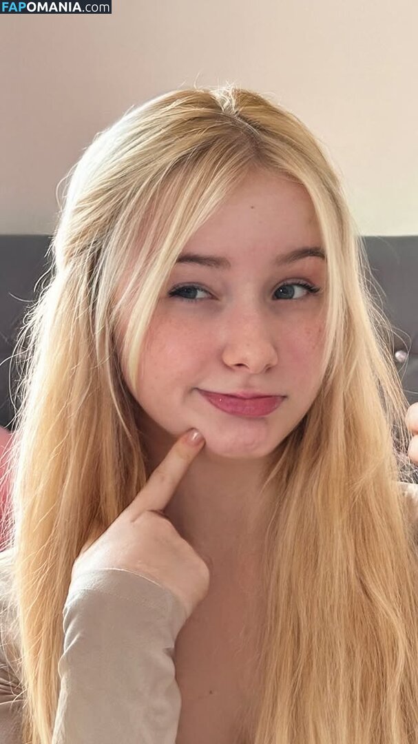 BuleBarbie / Dasha Gartman / bulebarbie_official Nackt OnlyFans  Geleaktes Foto #11