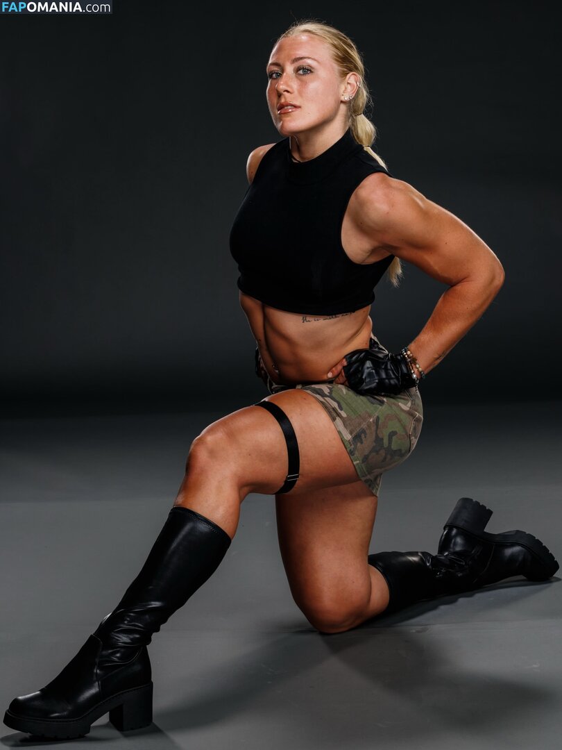 Delia Schweizer / delia.schweizer Nackt OnlyFans  Geleaktes Foto #2