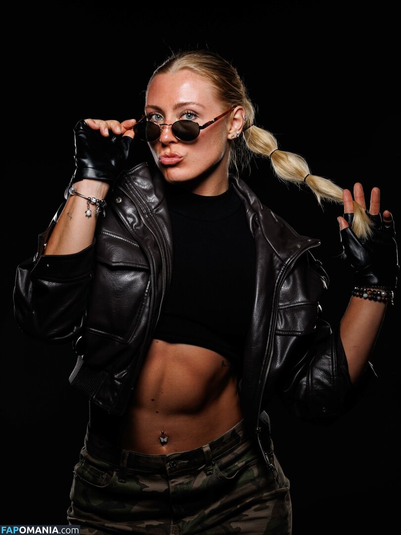 Delia Schweizer / delia.schweizer Nackt OnlyFans  Geleaktes Foto #5