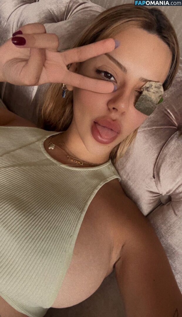 Demet Öztürk Nackt OnlyFans  Geleaktes Foto #1