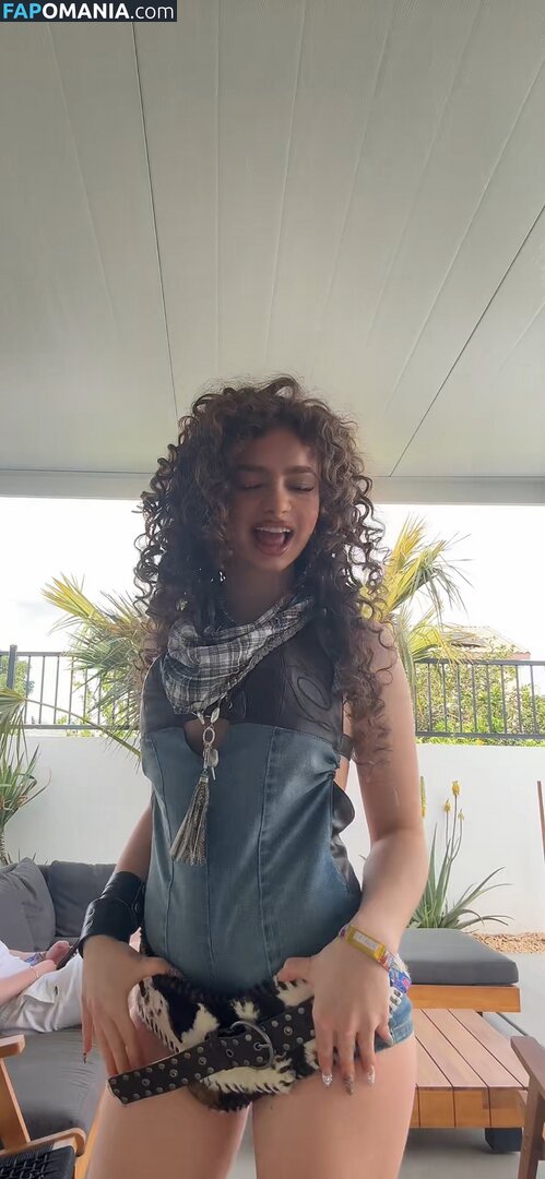 Demitra Kalogeras / demitrakalogeras Nackt OnlyFans  Geleaktes Foto #23