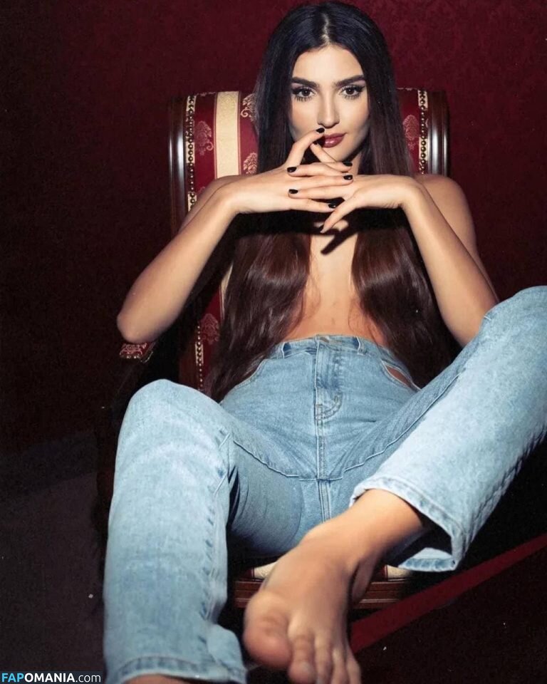 Dina Saeva / senoritasaeva Nackt OnlyFans  Geleaktes Foto #3