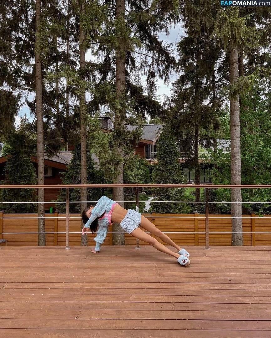 Dina Saeva / senoritasaeva Nackt OnlyFans  Geleaktes Foto #26