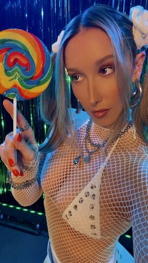 DJMissShelton