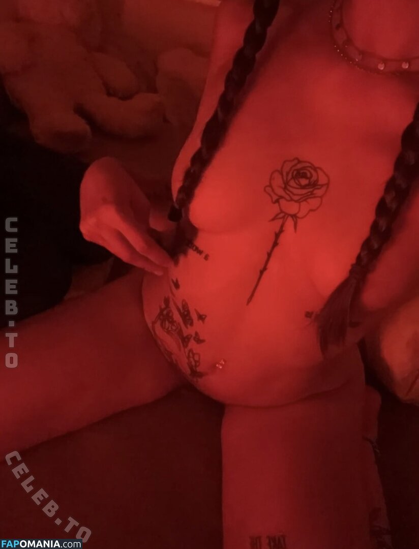 dolly.mia / https: / lilkitty_eila / littledollx02 Nackt OnlyFans  Geleaktes Foto #2