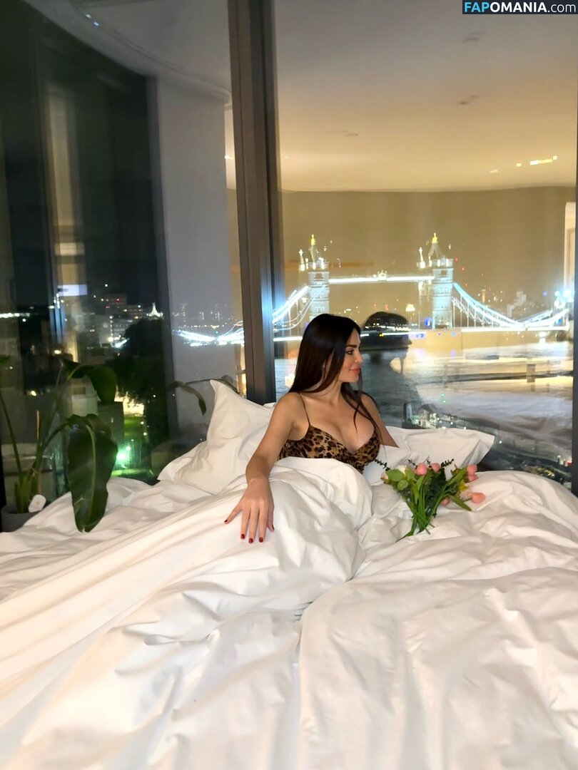 Dominique Hourani / DominiqueHorani / dominiquehourani / https: Nackt OnlyFans  Geleaktes Foto #1