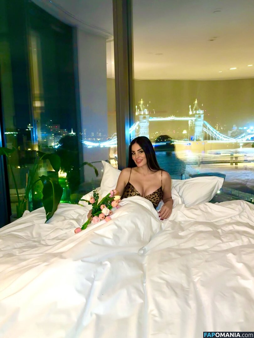 Dominique Hourani / DominiqueHorani / dominiquehourani / https: Nackt OnlyFans  Geleaktes Foto #5