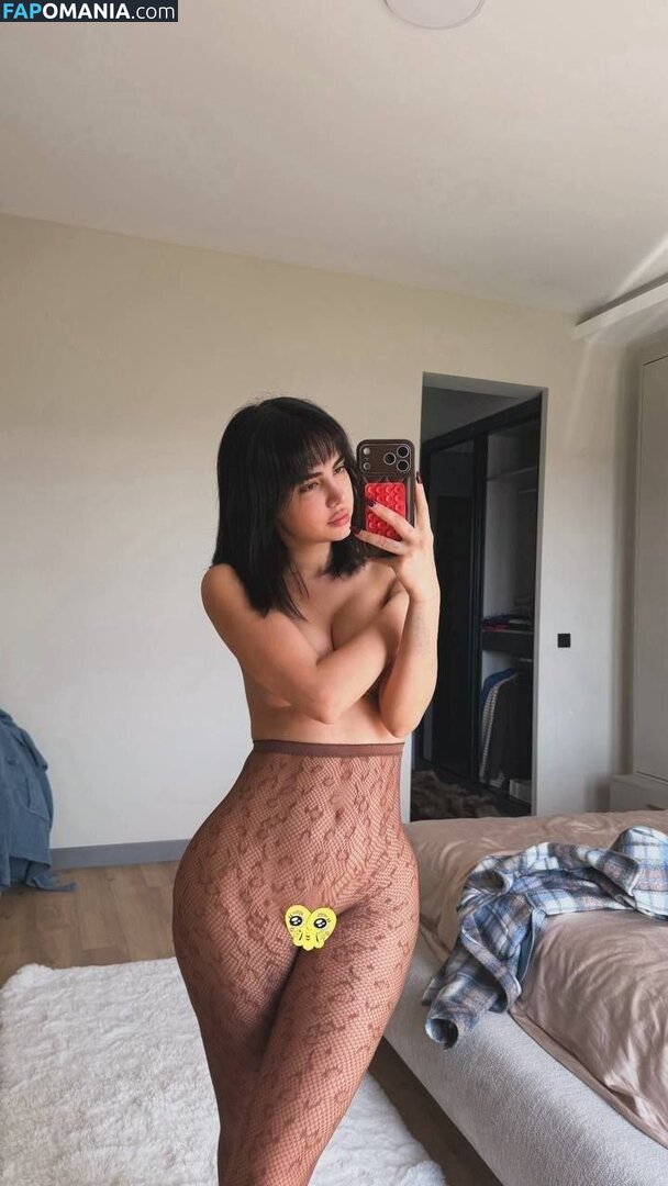 Ece Ronay / Eceronayofficial Nackt OnlyFans  Geleaktes Foto #6