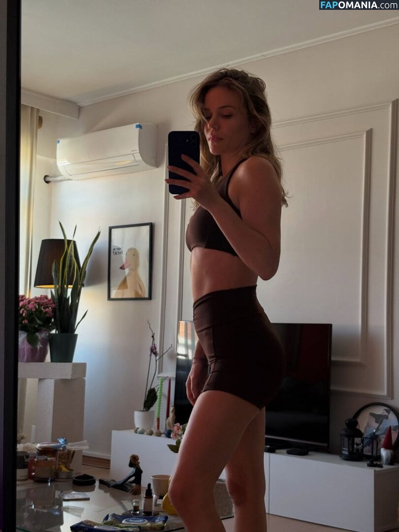 1ecemkaravus / Ecem Karavus / ecmkrvs / https: Nackt OnlyFans  Geleaktes Foto #20