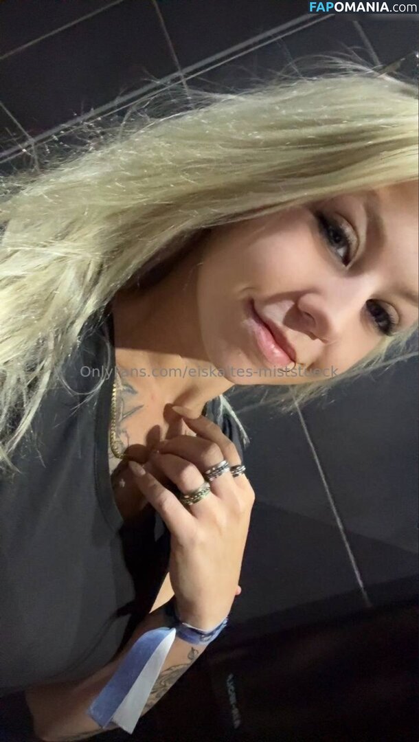 Eiskaltes Miststueck Nackt OnlyFans  Geleaktes Foto #1