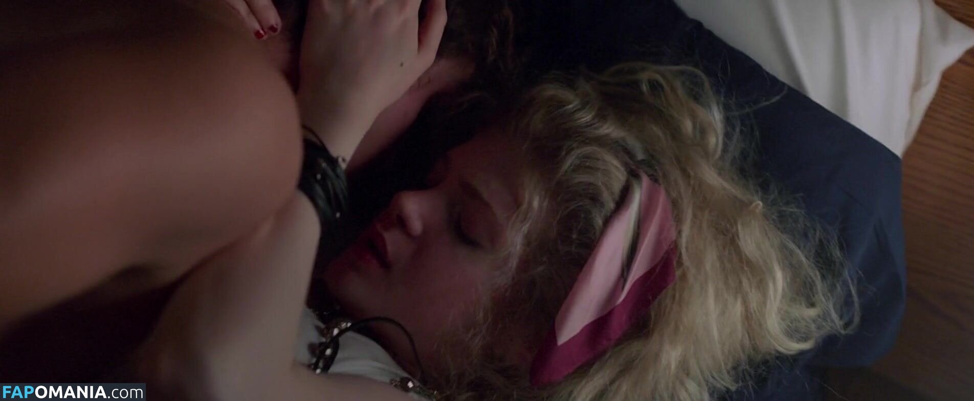 Elena Kampouris Nackt OnlyFans  Geleaktes Foto #4
