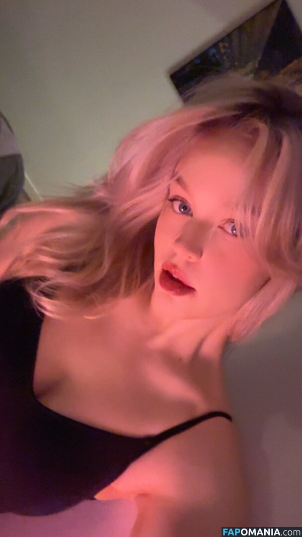 ElinaJasmin / ej_stream / https: Nackt OnlyFans  Geleaktes Foto #4