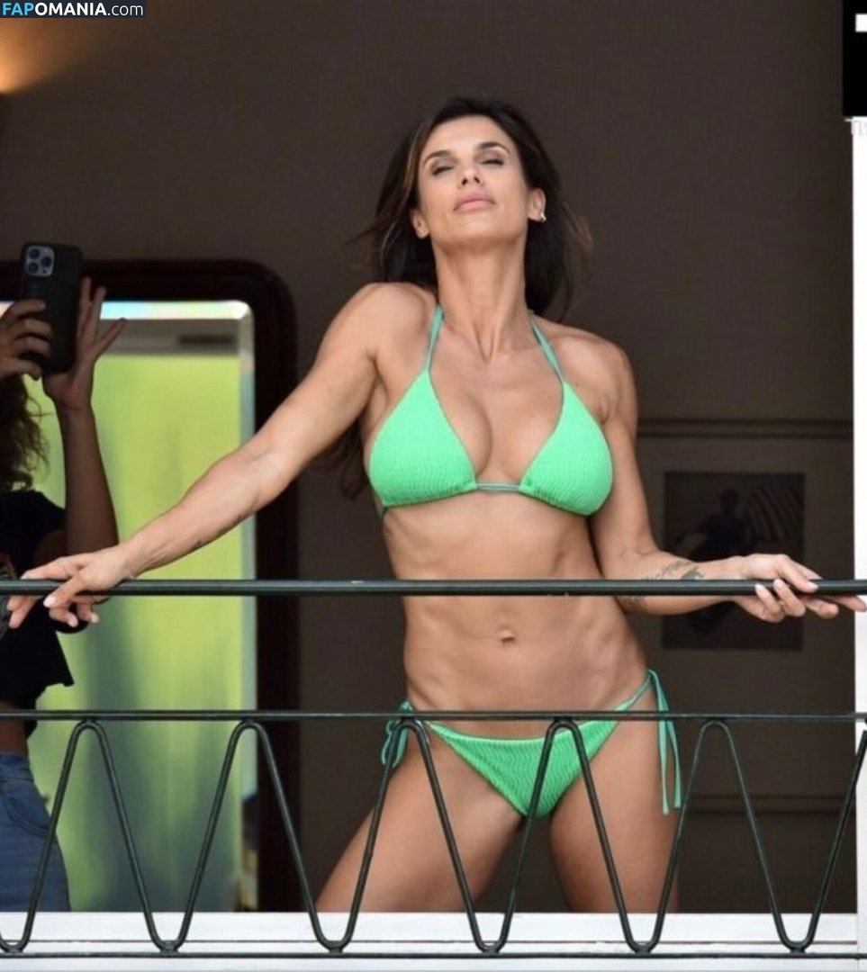 Elisabetta Canalis / JustElisabetta / littlecrumb_ Nackt OnlyFans  Geleaktes Foto #28