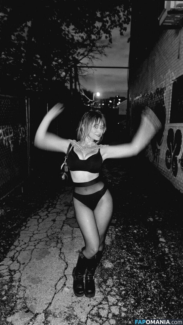 Ella Ballentine / ellaballentine Nackt OnlyFans  Geleaktes Foto #8