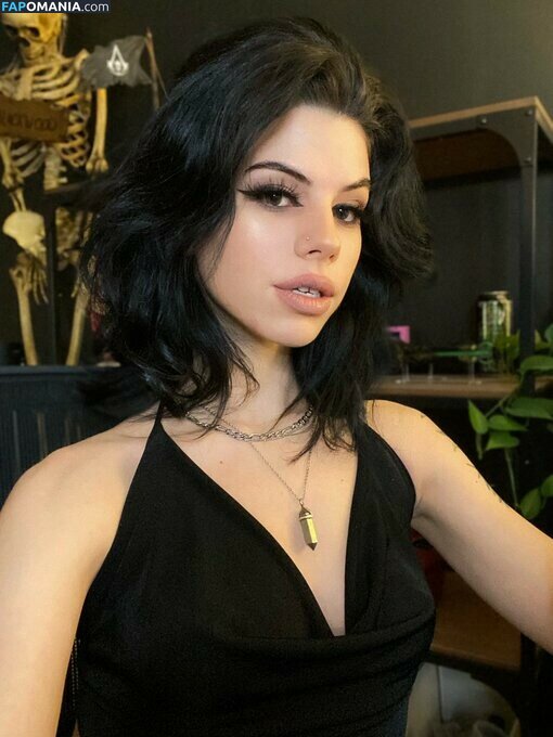 ellathrasher / morethanella Nackt OnlyFans  Geleaktes Foto #11