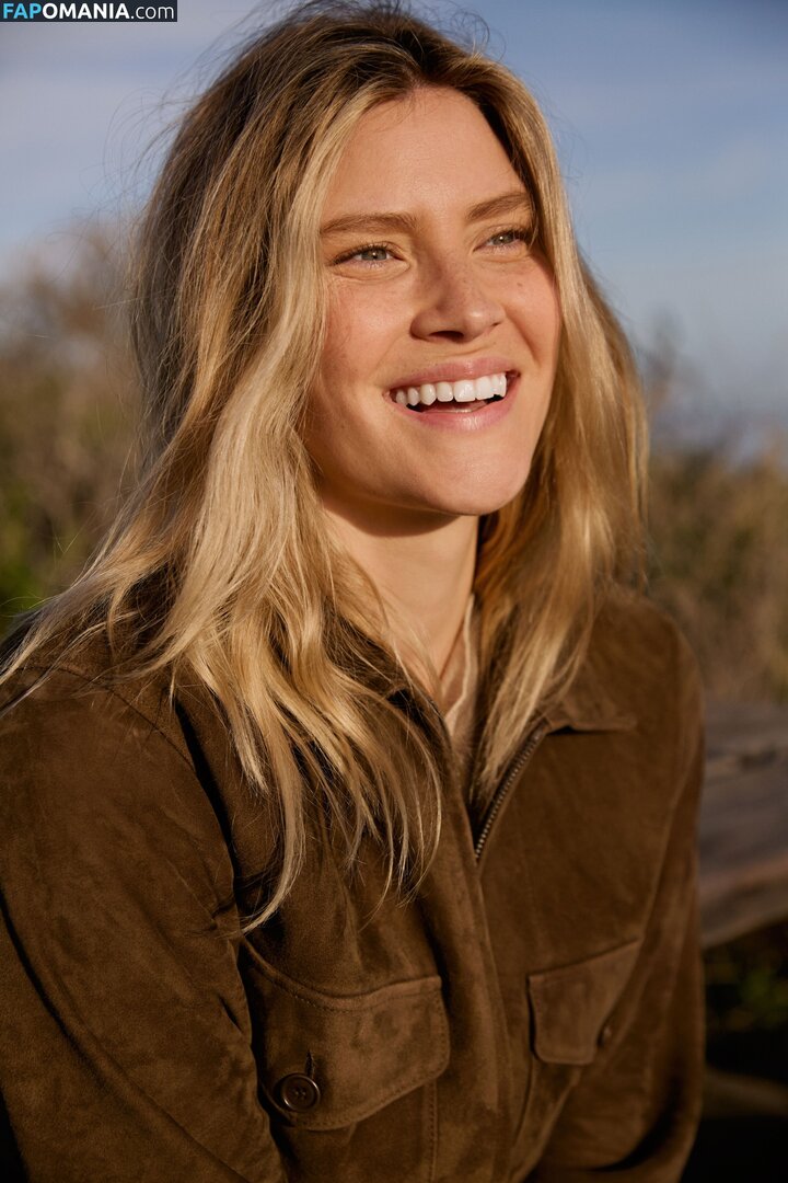 Elle Wagner / elle_wagner_ / ellewagner / https: Nackt OnlyFans  Geleaktes Foto #5