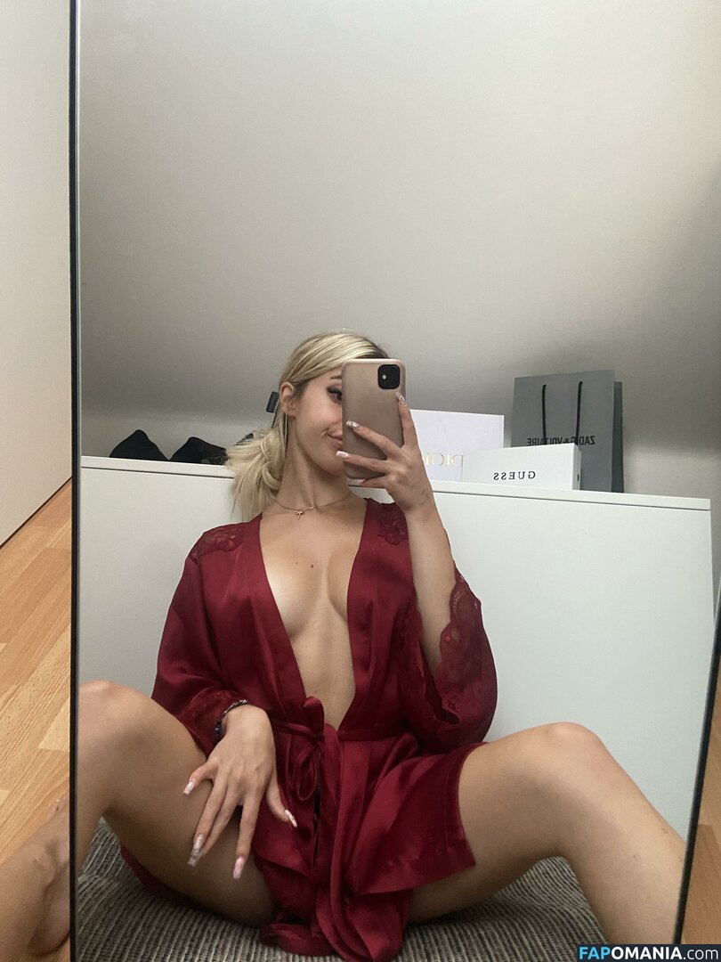 ellamaiofficial / ellenofficial / ellenofficial__ Nackt OnlyFans  Geleaktes Foto #11