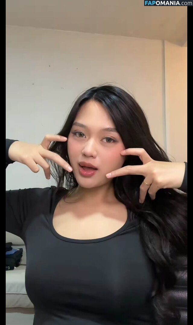 Ellesyanamira / PrincessEllesya Nackt OnlyFans  Geleaktes Foto #6