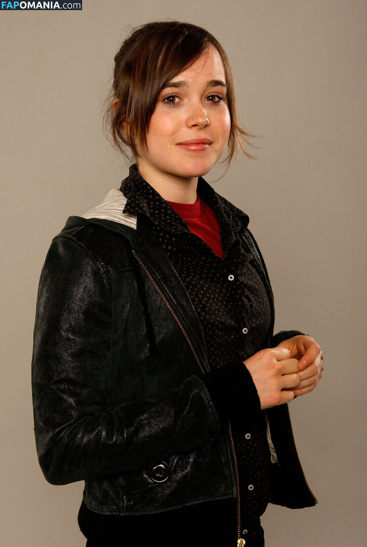 Elliot Page / elliotpage / formerly Ellen Page Nackt OnlyFans  Geleaktes Foto #5