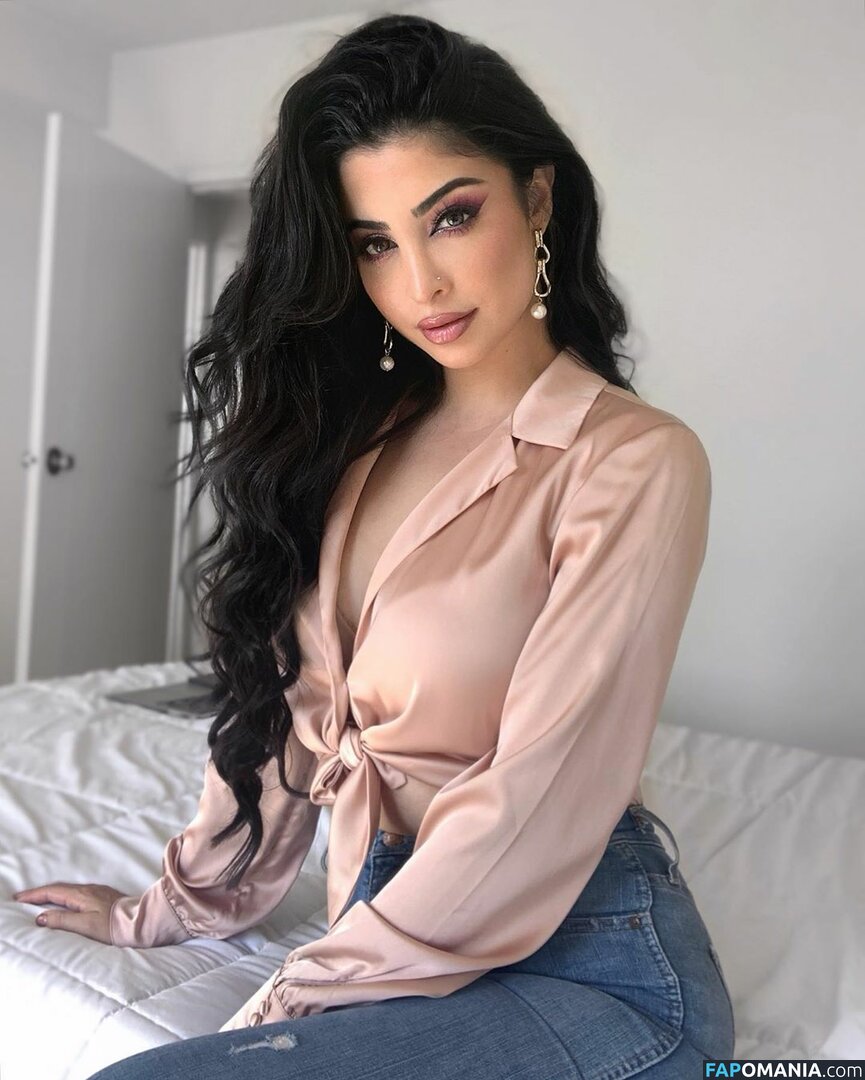 Elwa Saleh Nackt OnlyFans  Geleaktes Foto #13