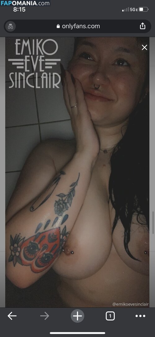 emikoevesinclair / katherine hershey / katie hershey / katieemiko3 / twitchywitchygoth Nackt OnlyFans  Geleaktes Foto #7